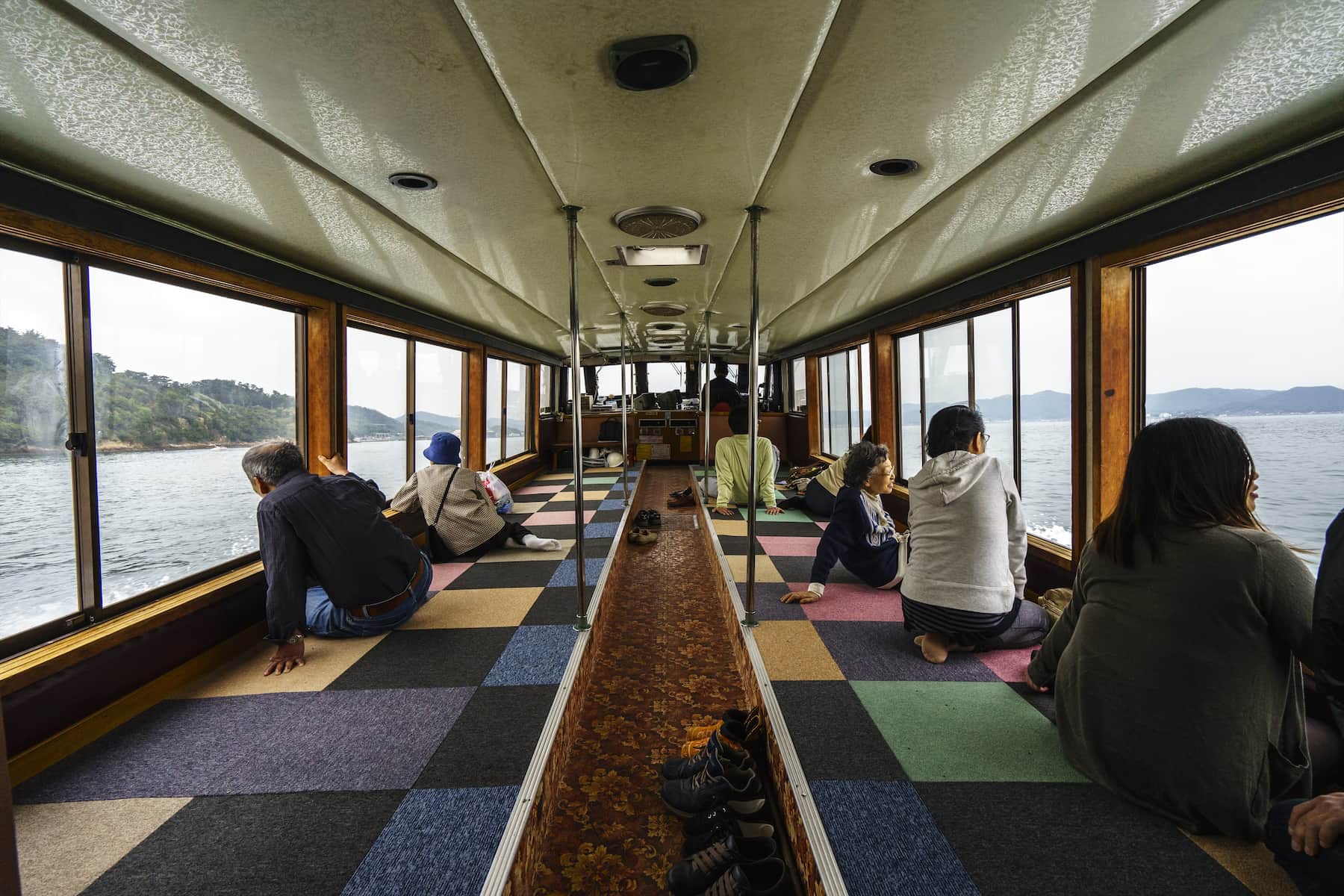 瀬戸大橋周遊観光船